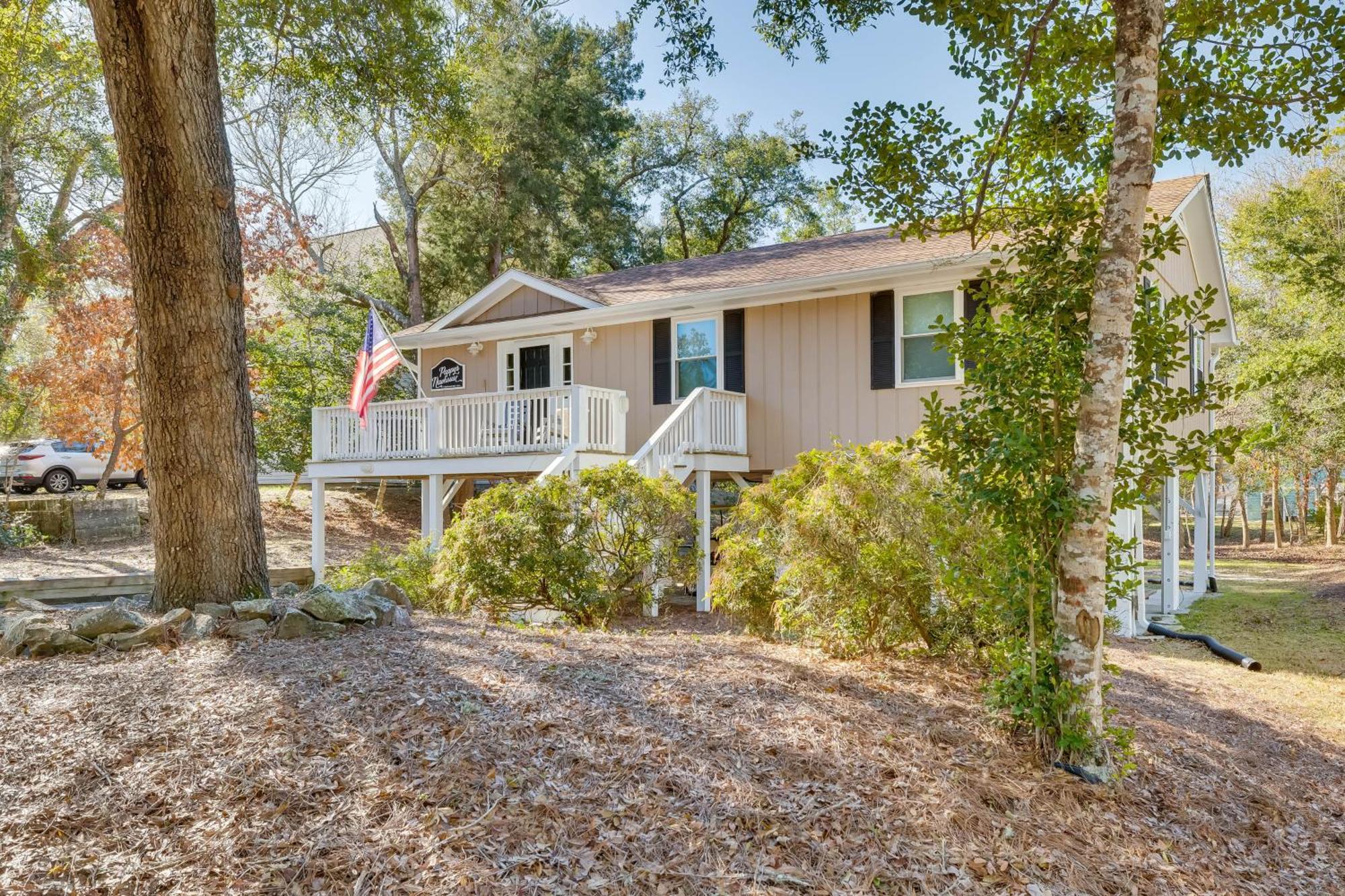 Lovely Emerald Isle Home, Walk To Beach! Exterior photo