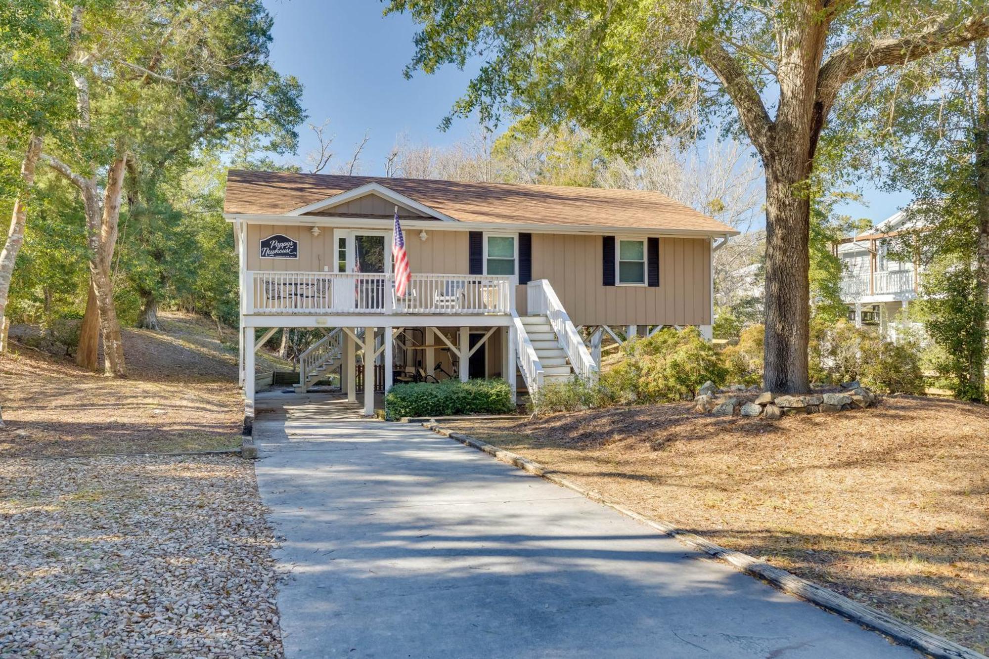 Lovely Emerald Isle Home, Walk To Beach! Exterior photo
